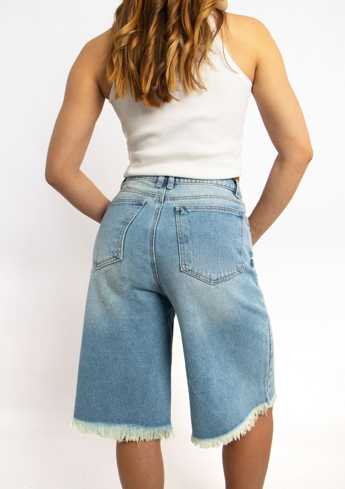 Bermuda Desflecado Con Taches - 715046