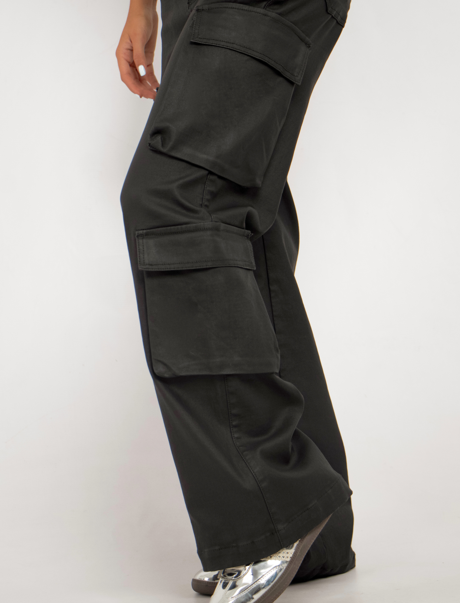 Jean Cargo Efecto Cuero - 715069