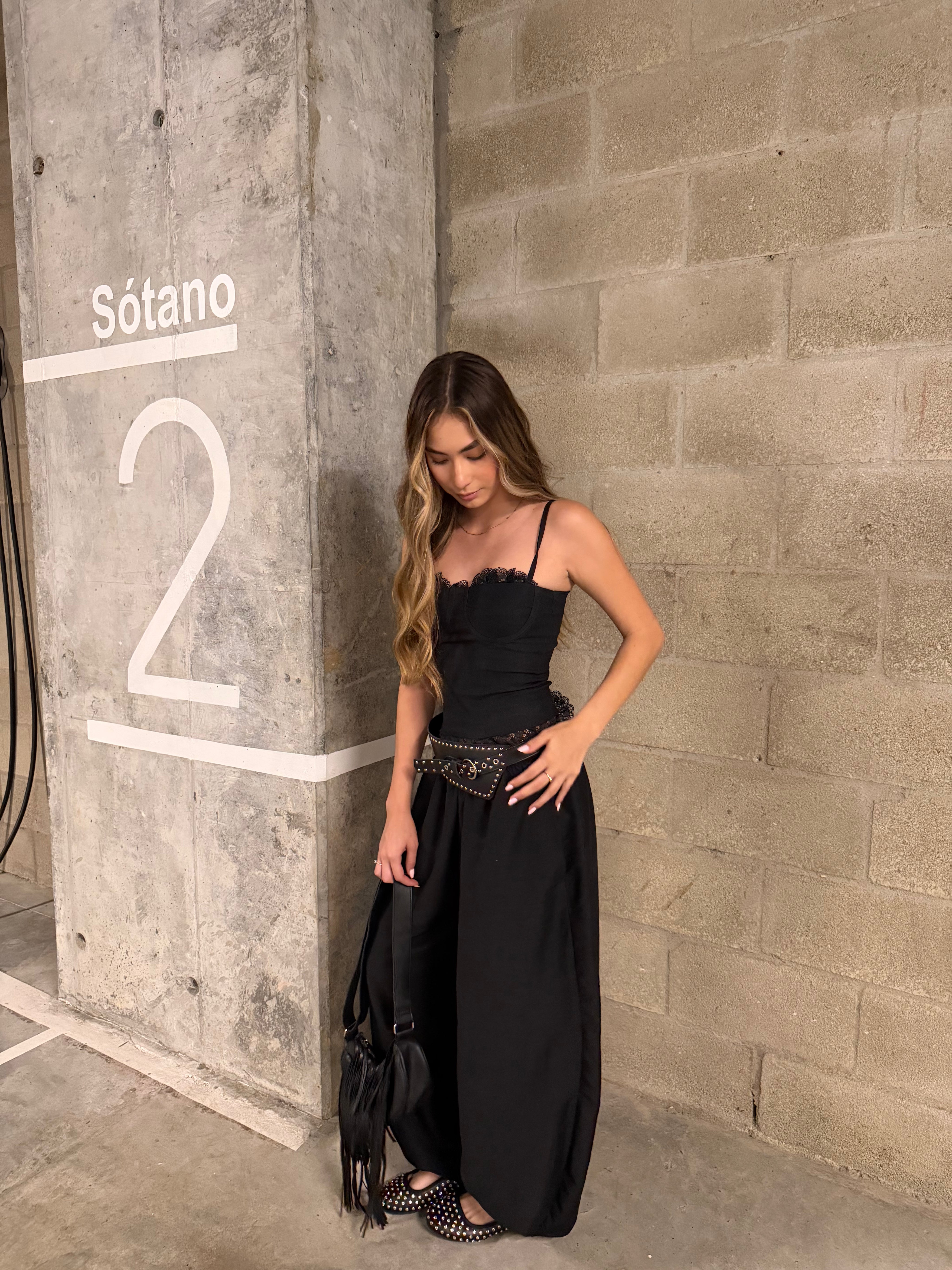 Pantalon Silueta Ballon Con Cinturon negro -716018