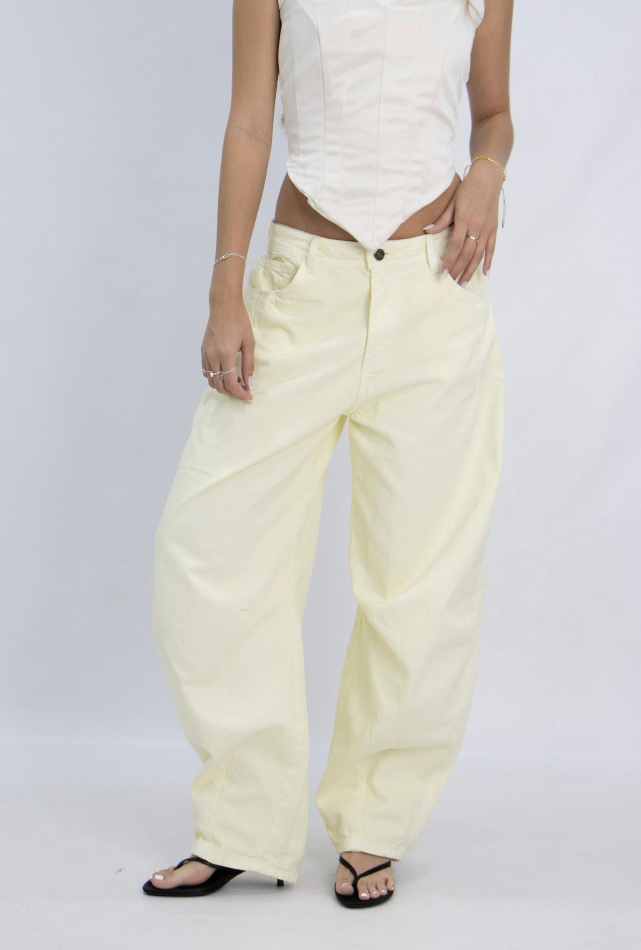 Jean Barrel amarillo - 716027