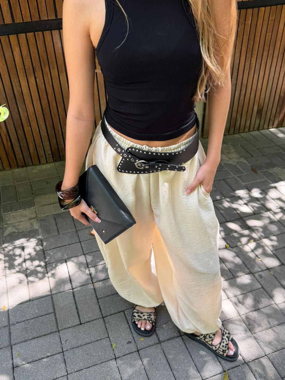 Pantalon Silueta Ballon Con Cinturon -716018